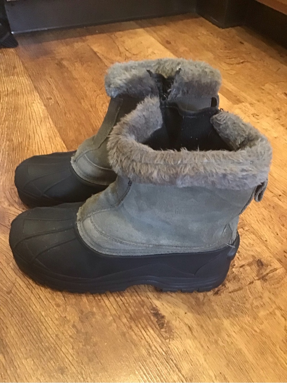 Women's Gray Faux-Fur Winter Rain Boots